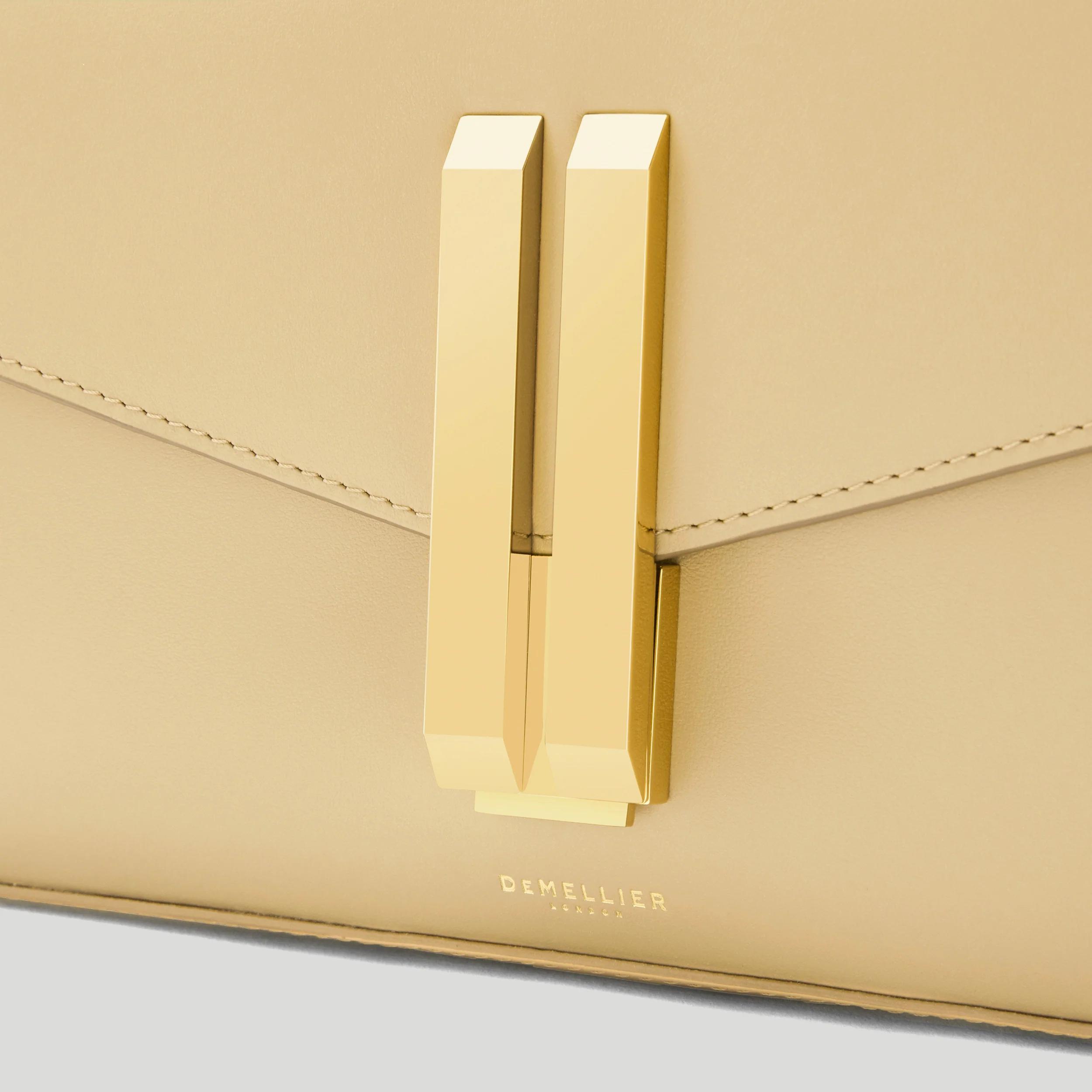 The Vancouver Clutch - Image 2
